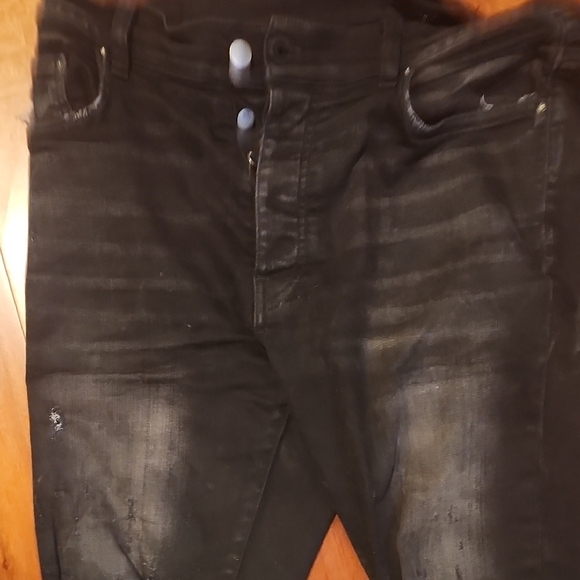 Black Amiri Distressed Jeans - Picture 4 of 4